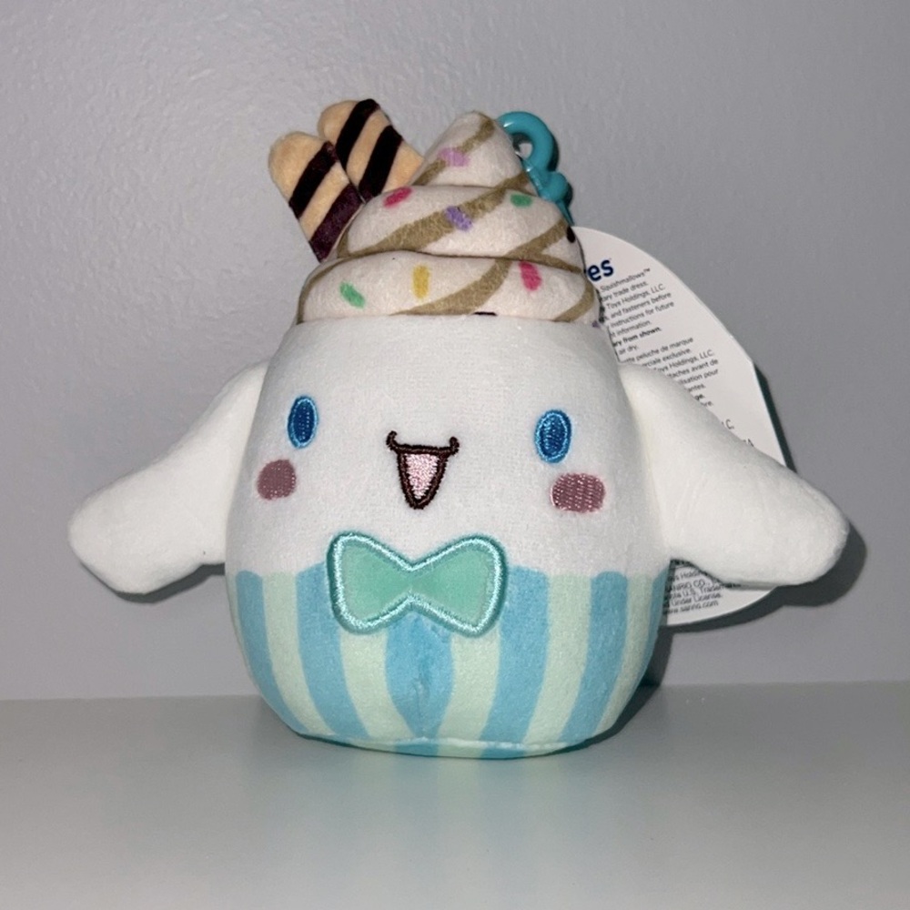 Squishmallows Hello Kitty and Friends Cinnamoroll the Dog 🤍🩵